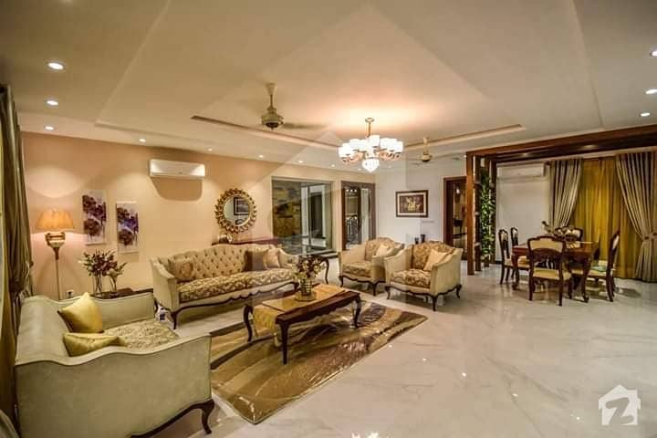ڈی ایچ اے فیز 2 ڈیفنس (ڈی ایچ اے) لاہور میں 7 کمروں کا 2 کنال مکان 11.3 کروڑ میں برائے فروخت۔
