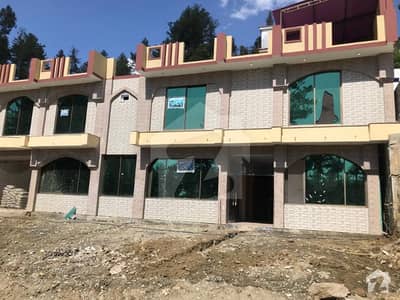 مالم جبہ روڈ سوات میں 11 کمروں کا 2.25 کنال عمارت 6.5 کروڑ میں برائے فروخت۔
