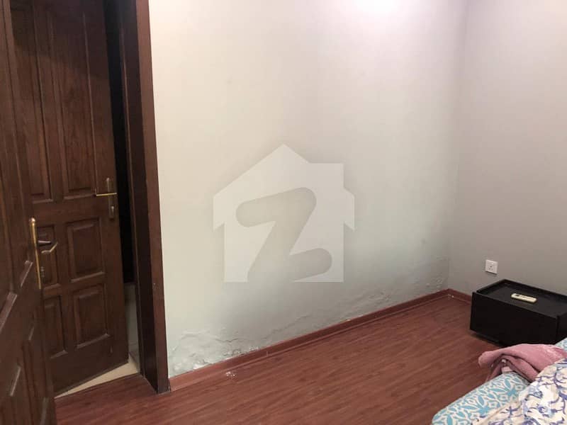 1 Kanal House available for Rent in Lake City