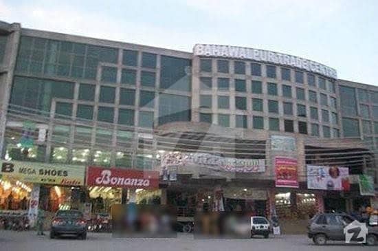 گلزارِ صادق بہاولپور میں 1 مرلہ دکان 38 لاکھ میں برائے فروخت۔