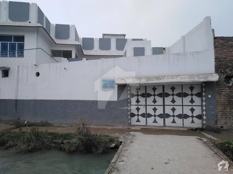 رِنگ روڈ پشاور میں 5 کمروں کا 10 مرلہ مکان 30 ہزار میں کرایہ پر دستیاب ہے۔