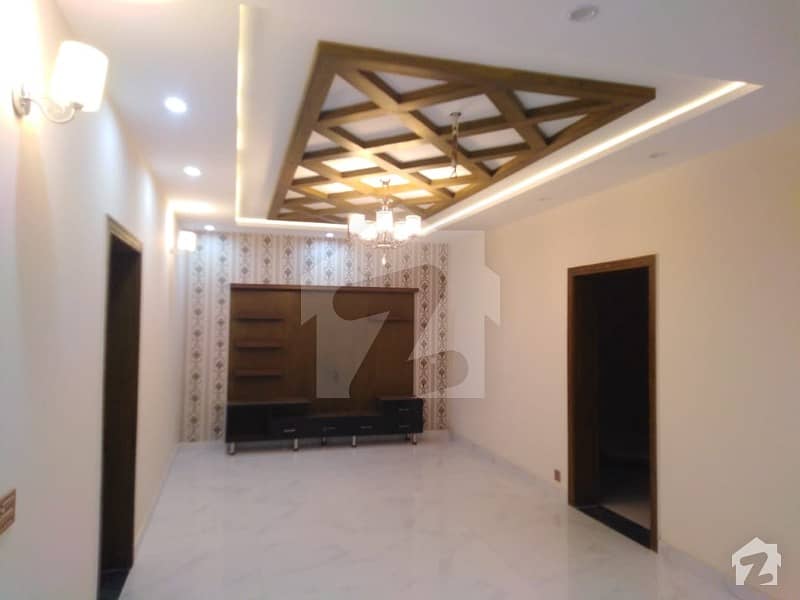 10 Marla Upper Portion For Rent In Iqbal Avenue Phase 1