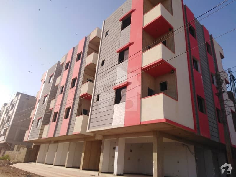 سُرجانی ٹاؤن - سیکٹر ڈی5 سُرجانی ٹاؤن - سیکٹر 5 سُرجانی ٹاؤن گداپ ٹاؤن کراچی میں 2 کمروں کا 3 مرلہ فلیٹ 28 لاکھ میں برائے فروخت۔
