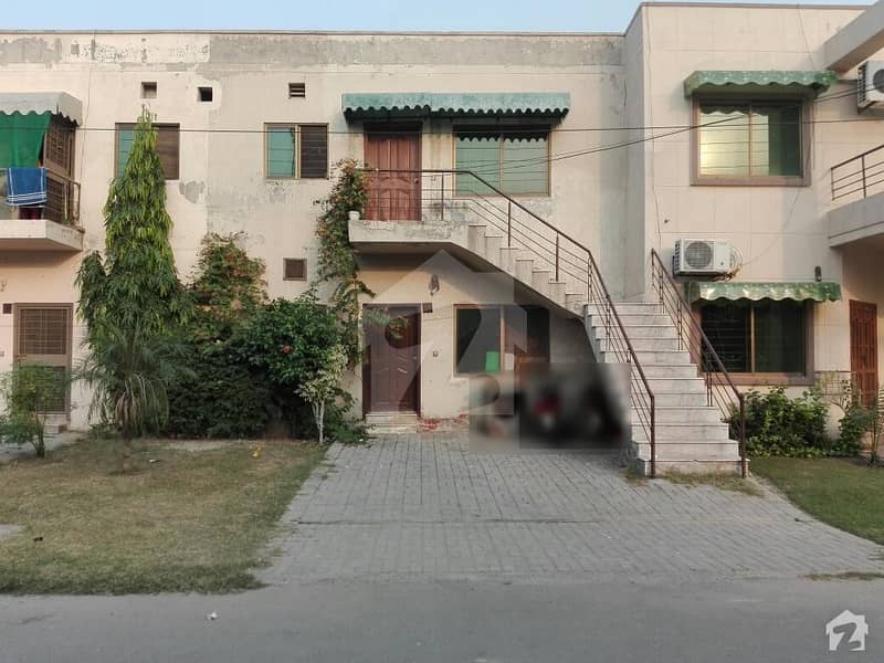 خیابانِ امین ۔ بلاک جی خیابانِ امین لاہور میں 2 کمروں کا 5 مرلہ فلیٹ 34 لاکھ میں برائے فروخت۔