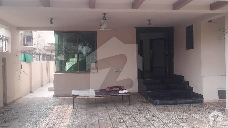 1 Kanal Beautiful House With Basement Is Available For Rent In Dha Phase 4 Block GG At Reasonable Price