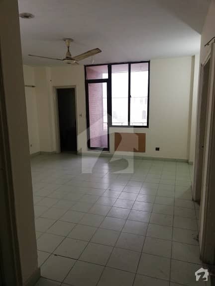 2 Bedrooms Apartment Available In Barkat Market Garden Town