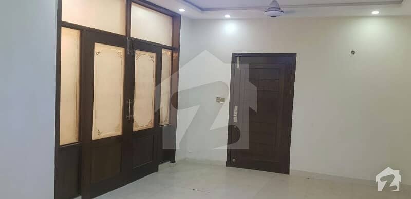 1 bed fully furnished flat facing grand mosque