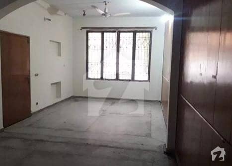 جوہر ٹاؤن فیز 1 جوہر ٹاؤن لاہور میں 4 کمروں کا 5 مرلہ مکان 1.08 کروڑ میں برائے فروخت۔