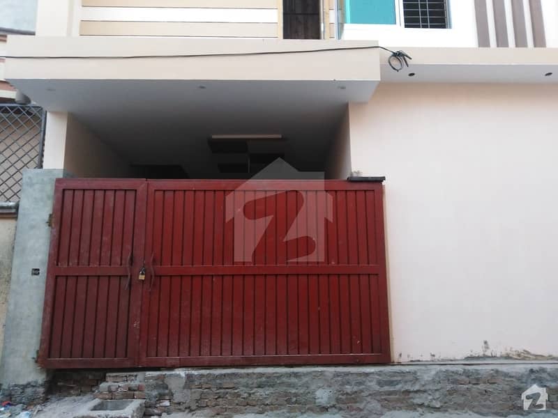رفیع قمر روڈ بہاولپور میں 4 کمروں کا 5 مرلہ مکان 75 لاکھ میں برائے فروخت۔