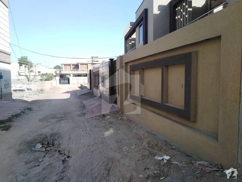 WellBuilt House Available In Good Location Garden Town, Multan