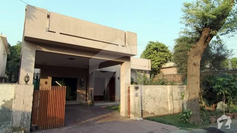 16 Marla Lightly Used House For Sale In B Block Of Askari 3 Lahore