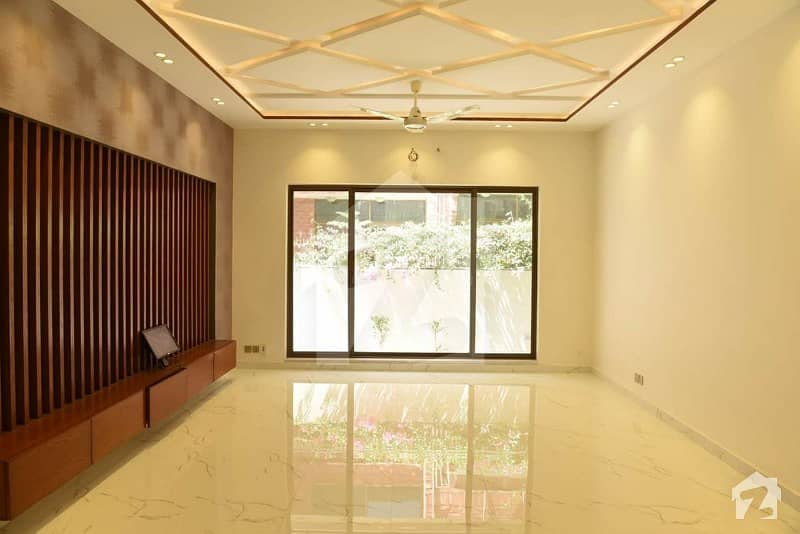 01 Kanal Look Like Brand New Designer House Upper Portion Is Available For Rent In DHA Phase 6