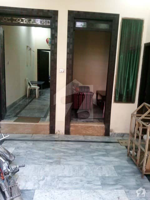 مسلم ٹاؤن فیصل آباد میں 3 کمروں کا 3 مرلہ مکان 40 لاکھ میں برائے فروخت۔