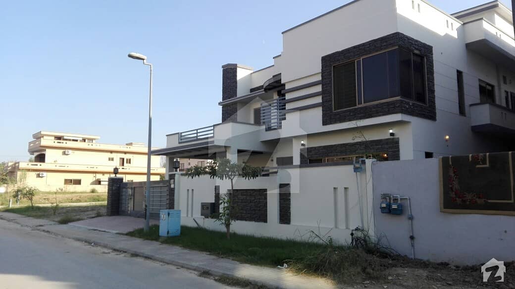 Beautiful House Available For Sale In DHA Phase 2