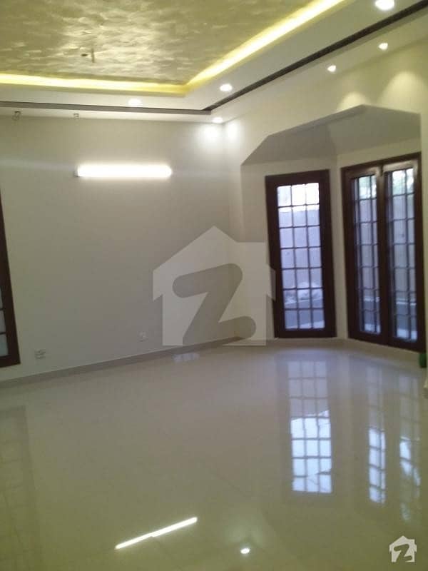 Defence 500 Sq Yard Ground Floor New Bungalow Portion