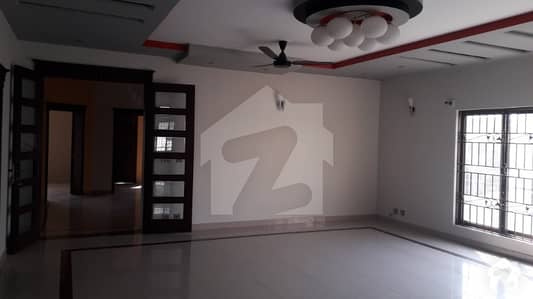 ای ۔ 11 اسلام آباد میں 6 کمروں کا 1 کنال مکان 6.5 کروڑ میں برائے فروخت۔ ای ۔ 11 اسلام آباد میں 6 کمروں کا 1 کنال مکان 6.5 کروڑ میں برائے فروخت۔