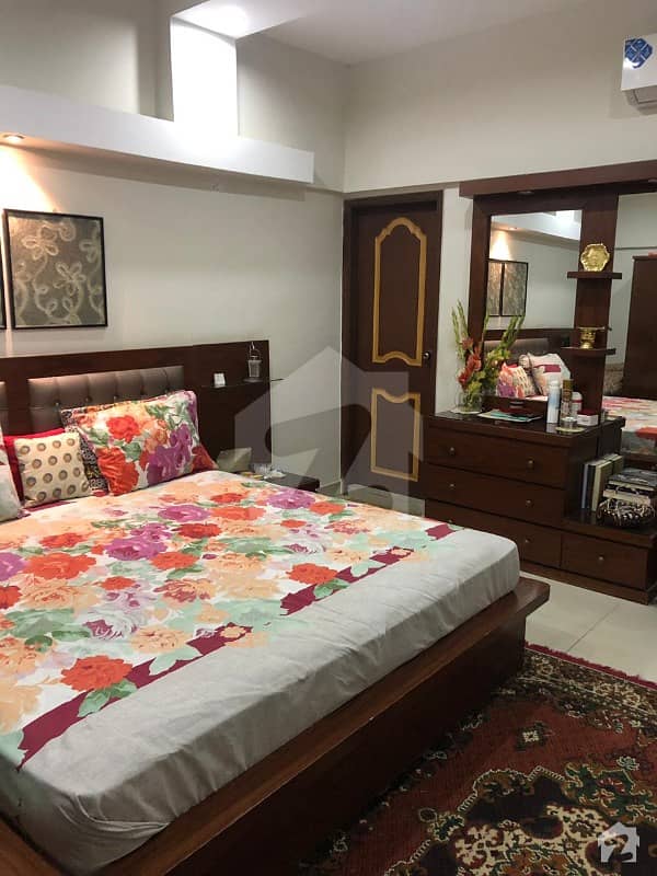 سوِل لائنز کراچی میں 3 کمروں کا 8 مرلہ فلیٹ 95 ہزار میں کرایہ پر دستیاب ہے۔