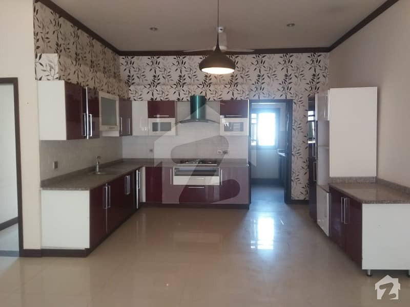 DHA Phase 8 500 Yards Bungalow Slightly Use Portion 1st Floor Tile Flooring West Open For Rent