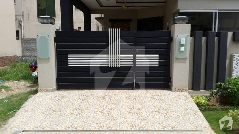 English Living Style 5 Marla Top Location House For Sale At Phase 5