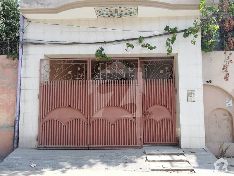 علامہ اقبال ٹاؤن گوجرانوالہ میں 5 کمروں کا 10 مرلہ مکان 1.25 کروڑ میں برائے فروخت۔