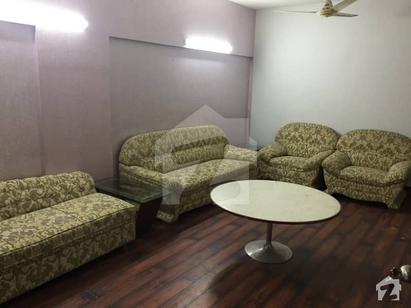 کلفٹن ۔ بلاک 2 کلفٹن کراچی میں 3 کمروں کا 10 مرلہ فلیٹ 85 ہزار میں کرایہ پر دستیاب ہے۔