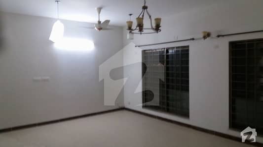 10 Marla 3 Bedroom Flat Available For Sale In Askari 11 Lahore 10 Marla 3 Bedroom Flat Available For Sale In Askari 11 Lahore