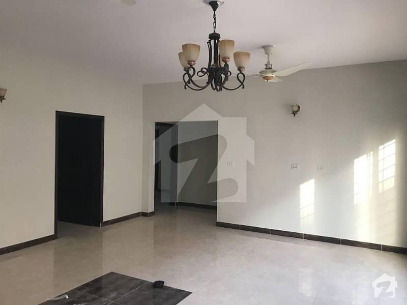 12 Marla 4 Bed Room Available for Rent in Askari 10 Lahore Cantt