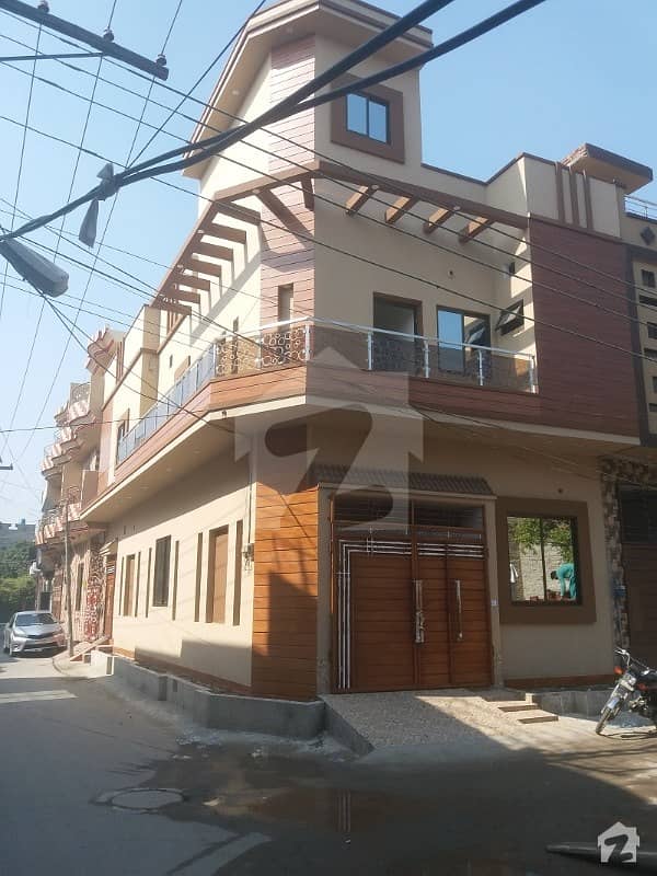 4.5 Marla Brand New Corner Vip Stylish Luxury House For Sale In Samanabad