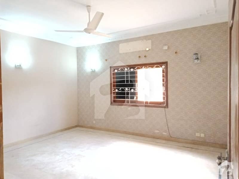 500 Sq Yards House Is Available For Sale In DHA Phase V