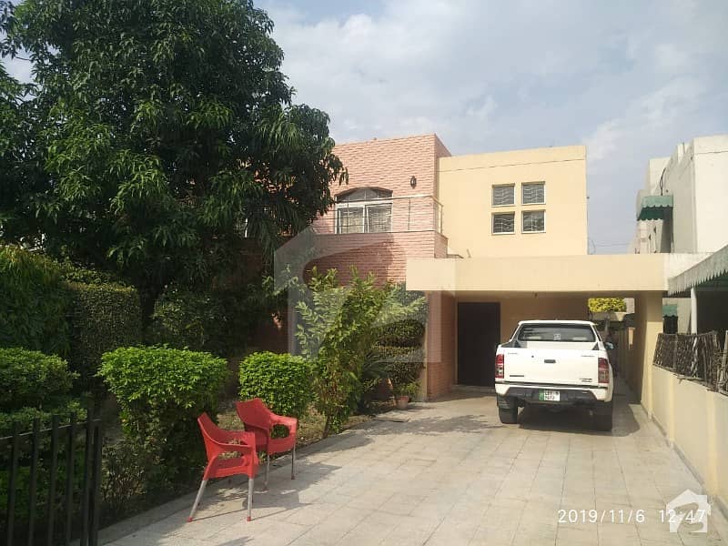 12 Marla Furnished House In Safari Villas Bahria Town Lahore