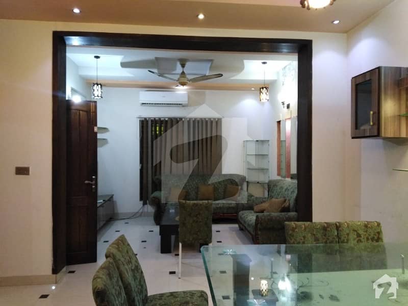 بحریہ ٹاؤن ۔ بلاک اے اے بحریہ ٹاؤن سیکٹرڈی بحریہ ٹاؤن لاہور میں 1 کمرے کا 5 مرلہ زیریں پورشن 38 ہزار میں کرایہ پر دستیاب ہے۔