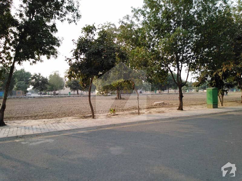 Excellent Location 5 Marla Commercial Plot For Sale In Bahria Town Iqbal Block