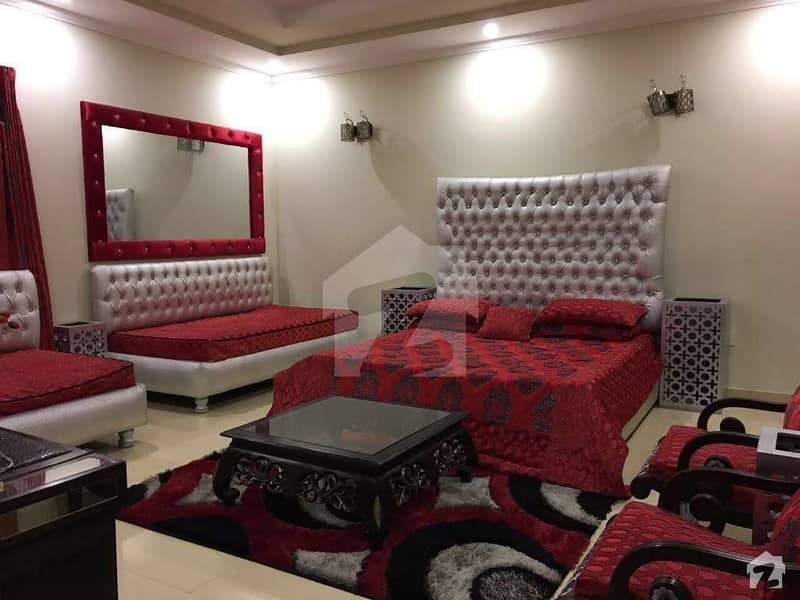 گرین ایکڑز ہاؤسنگ سوسائٹی لاہور میں 7 کمروں کا 4 کنال مکان 3.5 لاکھ میں کرایہ پر دستیاب ہے۔