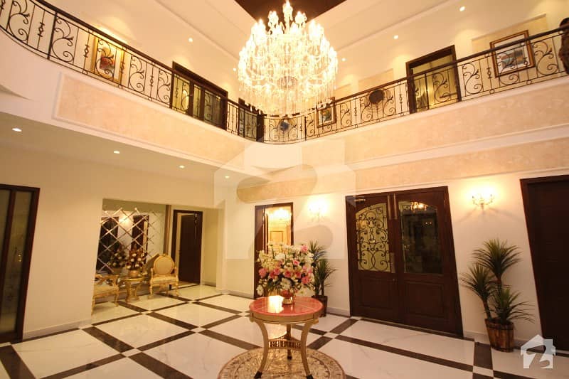 ڈی ایچ اے فیز 2 ڈیفنس (ڈی ایچ اے) لاہور میں 7 کمروں کا 2 کنال مکان 11.75 کروڑ میں برائے فروخت۔