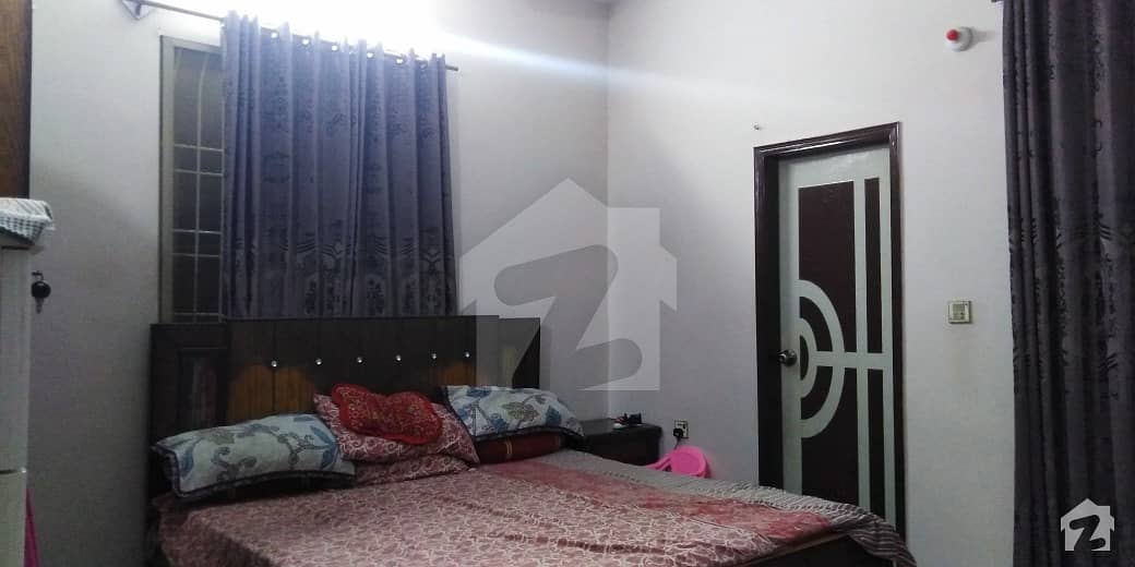 صائمہ عریبین ولاز گداپ ٹاؤن کراچی میں 8 کمروں کا 6 مرلہ مکان 1.1 کروڑ میں برائے فروخت۔
