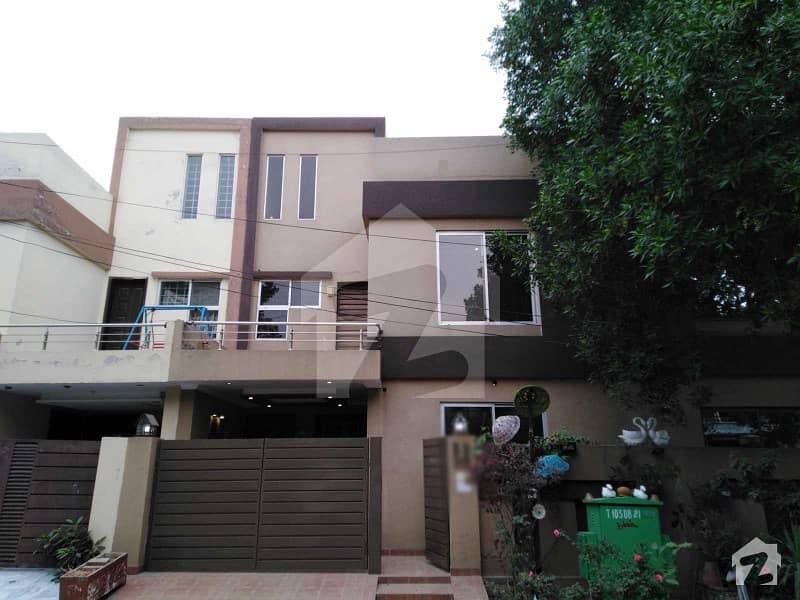 5 Marla Brand New House For Sale In Bb Block Of Bahria Town Lahore