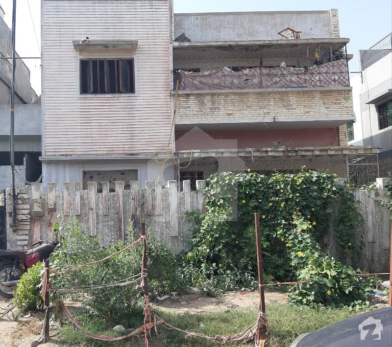 پی ای سی ایچ ایس بلاک 2 پی ای سی ایچ ایس جمشید ٹاؤن کراچی میں 4 کمروں کا 16 مرلہ مکان 8.75 کروڑ میں برائے فروخت۔