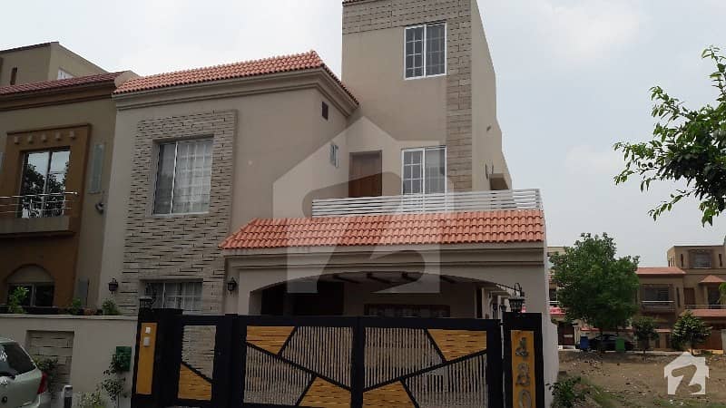 Facing Park 10 Marla Brand New House For Sale In Bahria Town Lahore