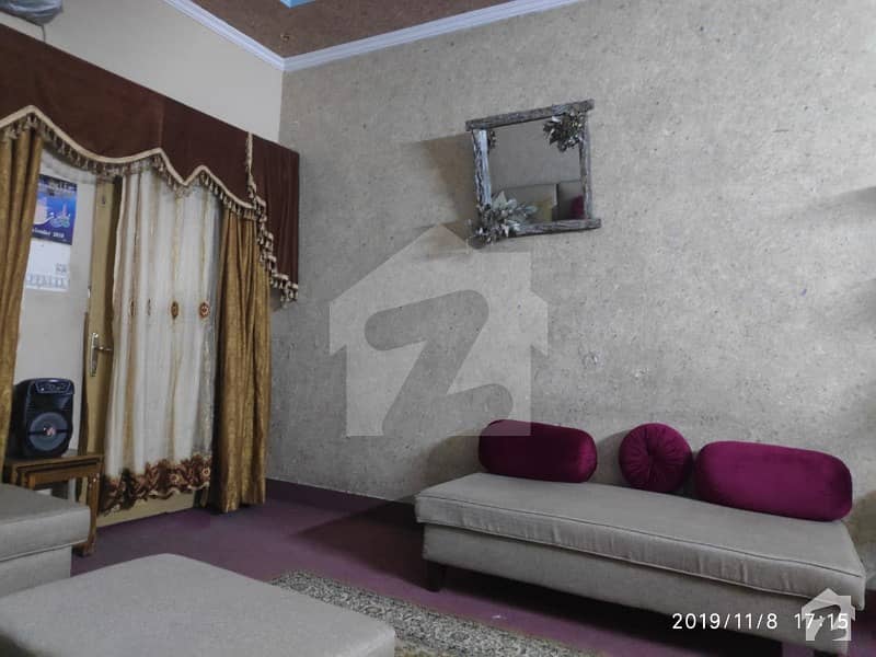 کمرشل مارکیٹ راولپنڈی میں 4 کمروں کا 5 مرلہ مکان 2.6 کروڑ میں برائے فروخت۔
