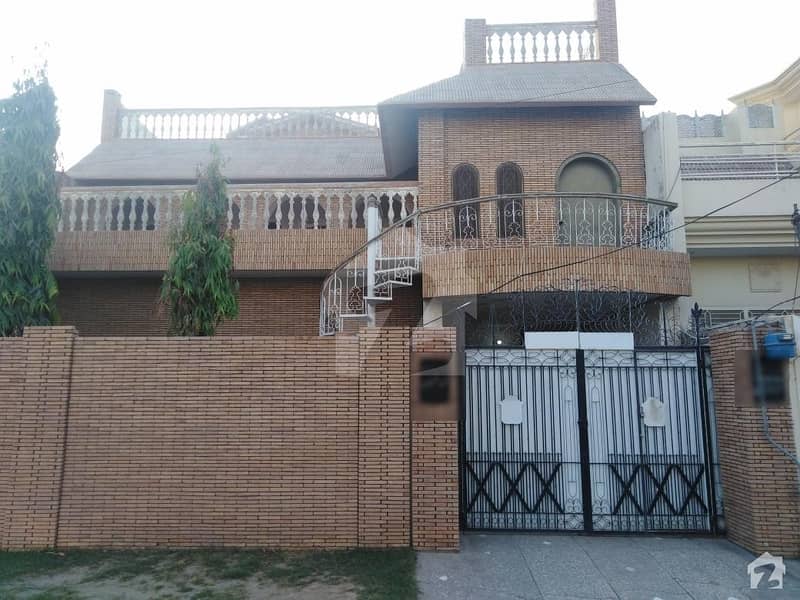 Double Storey House Is Available For Sale Shah RukneAlam Colony, Multan ID19363654