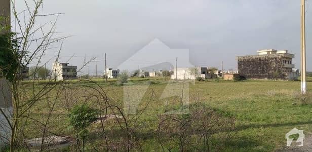 8 Marla Plot For Sale 8 Marla Plot For Sale