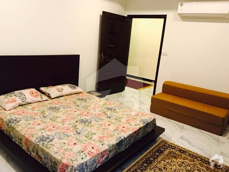 2 Bed Flat For Rent Available On Main Expressway Phase 7 Bahria Town