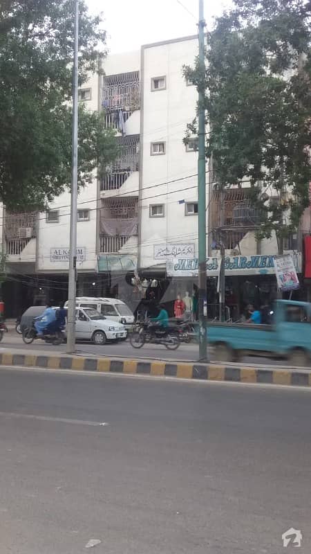 کورنگی روڈ کورنگی کراچی میں 2 کمروں کا 3 مرلہ فلیٹ 36 لاکھ میں برائے فروخت۔