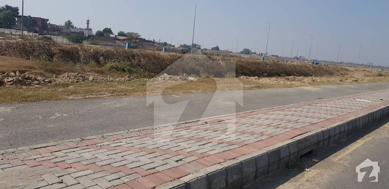 1 Kanal 90 Square Feet  Possession Plot Demand 130 Lac