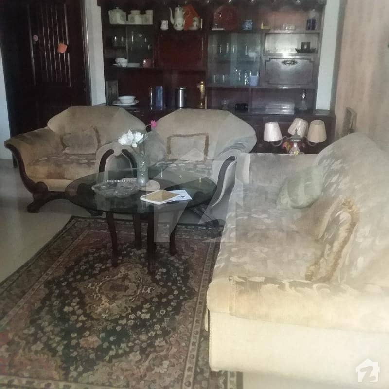 Clifton Fully Furnished Room Available For Rent Near Szabist