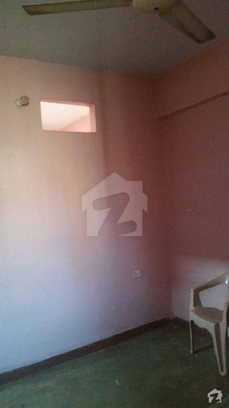 32 Sq Yards House Ground +3  For Sale In Liaquatabad C-1 Area