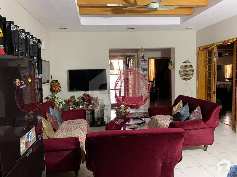 Defence 13 Marla Slightly Used Bungalow Ideal Location Reasonable Price