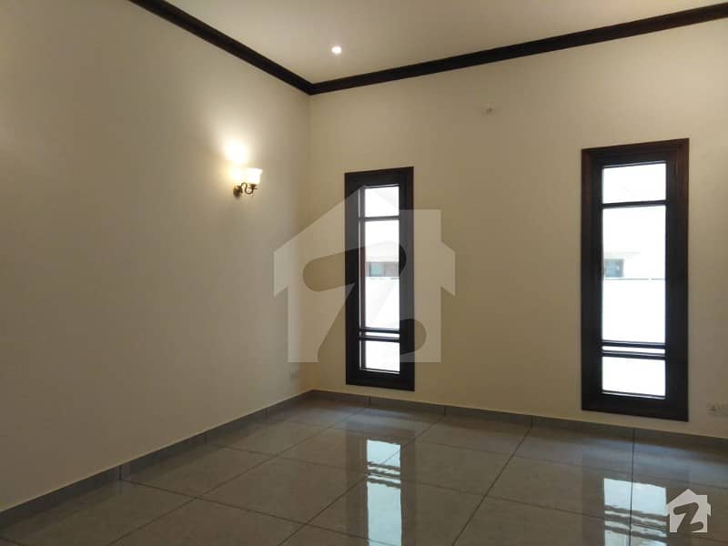 500 Sq Yards Very Well Maintained Bungalow Available For Sale In Dha Phase 6