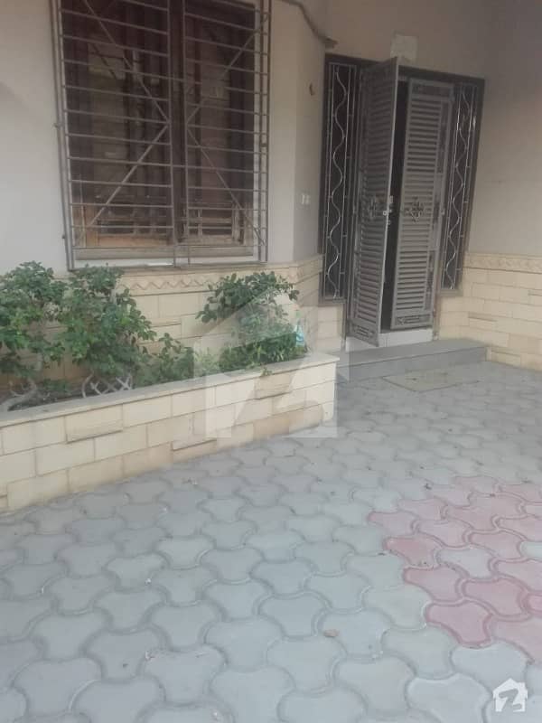 Town House For Sale In Pechs Block 2 Shah Lateef Road