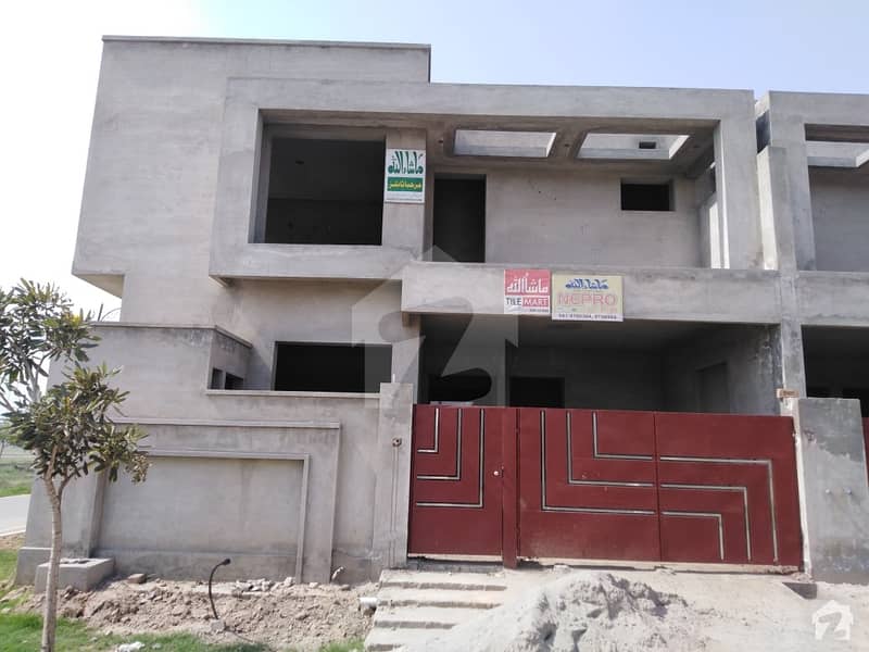 ایڈن آچرڈ فیصل آباد میں 5 مرلہ مکان 1.15 کروڑ میں برائے فروخت۔